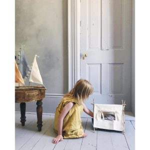 Mer Mag's Simple DIY Sailing Boat 2 Mer Mag DIY Sailing boat play