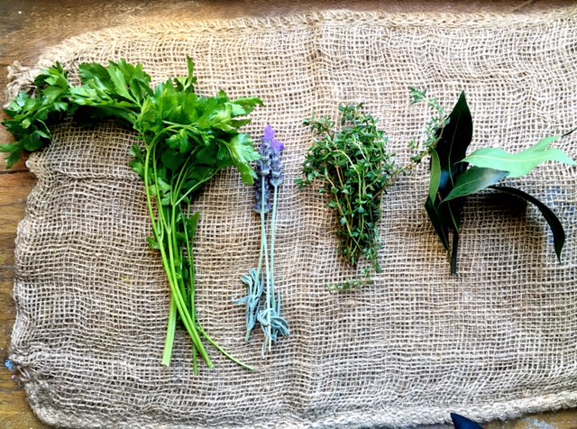 ittle French Heart Bouquet Garni