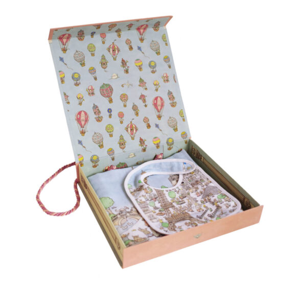 Atelier-Choux-Gift-box-interior Little French Heart
