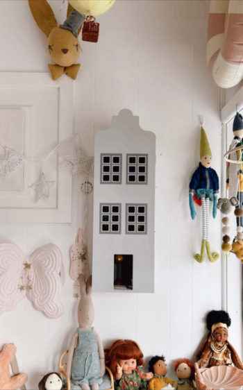 Astrup Dolls House closed - Little French Heart