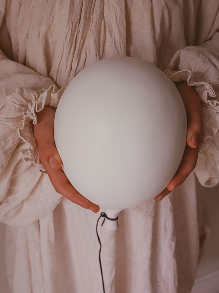 Byon-Balloon-White-3-#Littlefrenchheart-Image-Melissalorene
