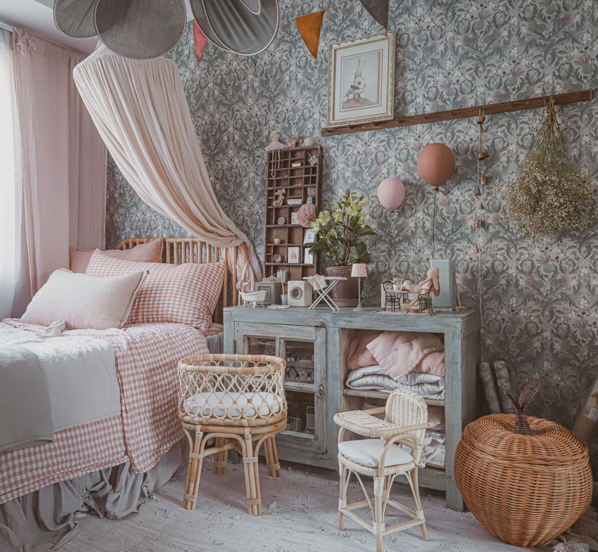 Creating-Whimsical-Bedrooms-Melissa-Lerone-Stylist-#Littlefrenchheart