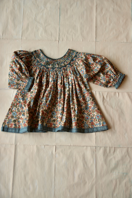 Bonjour Diary Butterfly Blouse Small orange and blue flowers #Littlefrenchheart