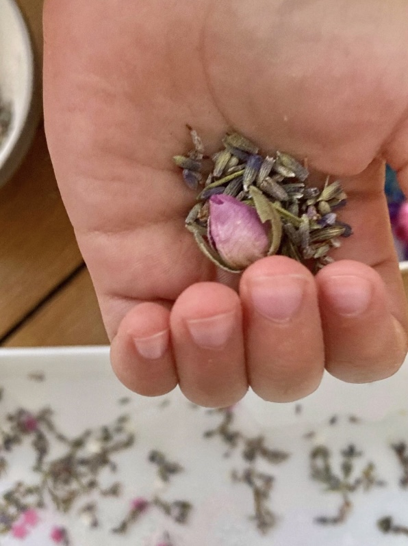 Montessori Mind - Peaceful Potions add lavender