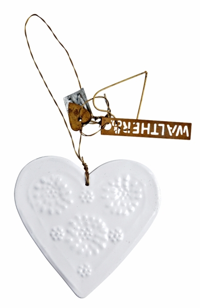 Walther & Co Lovely White Heart