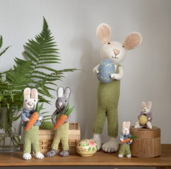 Gry & Sif Small Bunny in Grey Pants with Carrot - Little French Heart 2