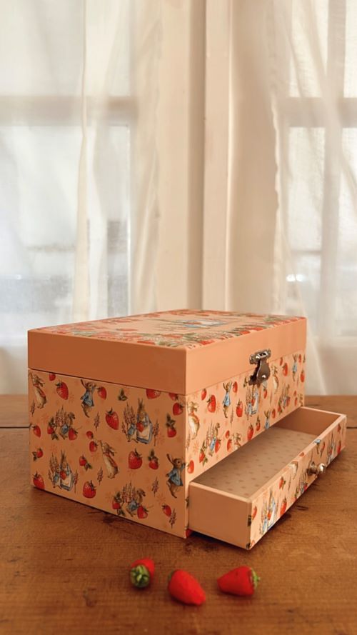 Trousellier Peter Rabbit Music Box Strawberries drawer - Little French Heart