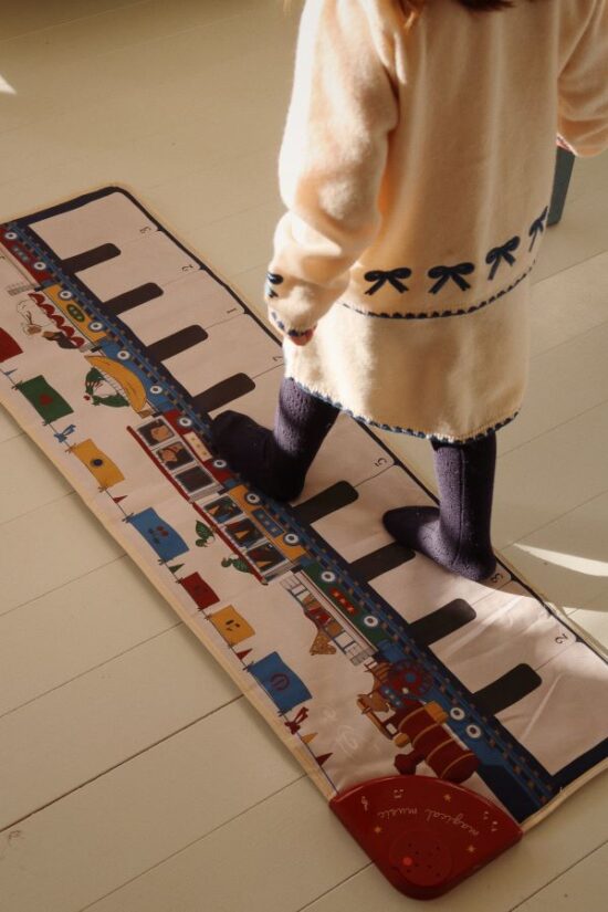 Konges Slojd Floor Piano - Image 3