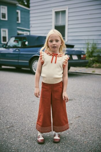 Misha & Puff Little Paths Kickstand Pant - Claystone_4 and Cotswolds Ondine Top - String_2 - Little French Heart