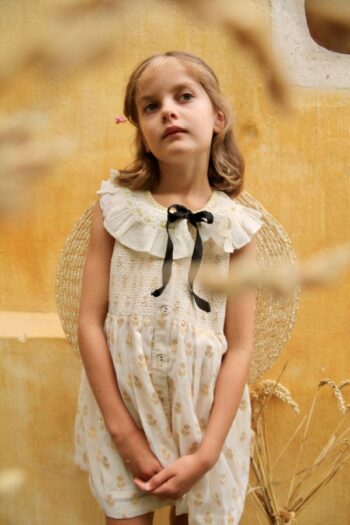 Bonjour Tunique Golden Flowers with Girl and hat