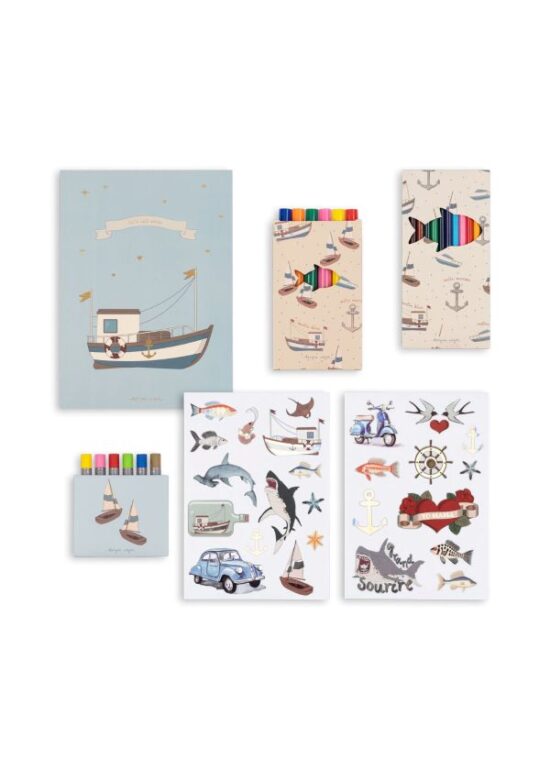 Konges Little Artist Set Sail Away Contents