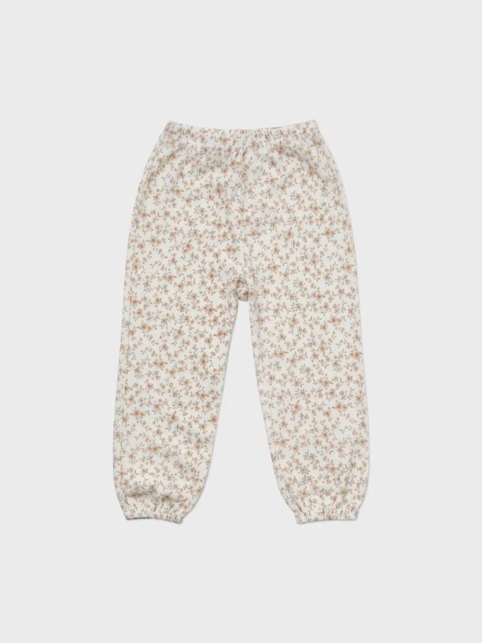 Louisiella Hervia Jogger Set 8 Louisiella Jogger Set with girls