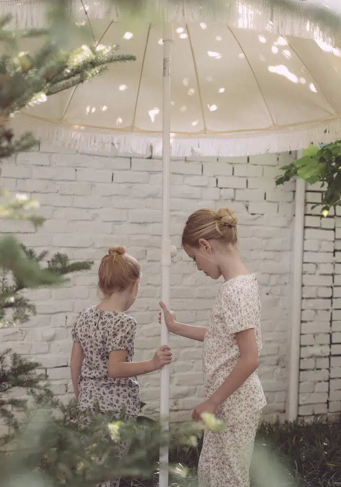 Louisiella Hervia Jogger Set 3 Louisiella Jogger Set with girls