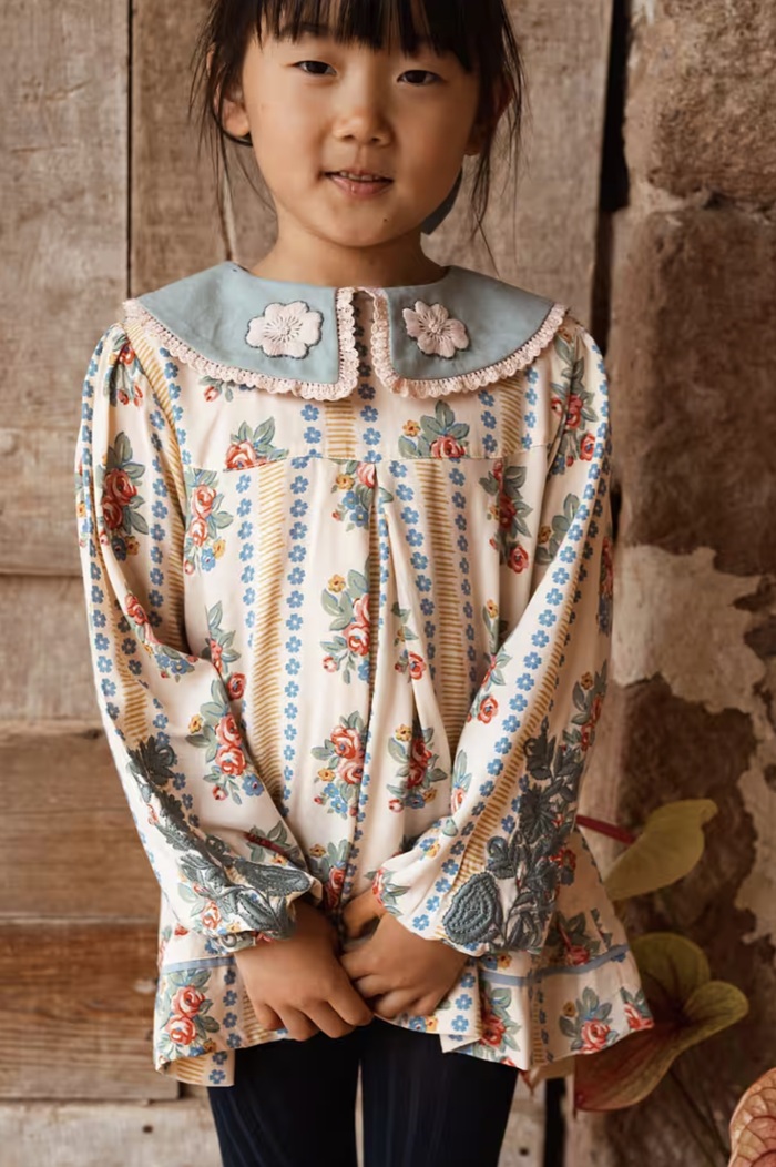 Bachaa Ma Puce Blouse Darling Print 3 Bachaa Ma Puce Blouse Darling Print full length on girl