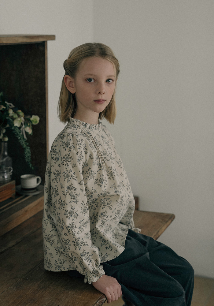 Louisiella Laspe Blouse 2 Louisiella Laspe Blouse on girl