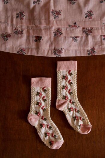 Bonjour Diary Farandole Flower Socks Pink