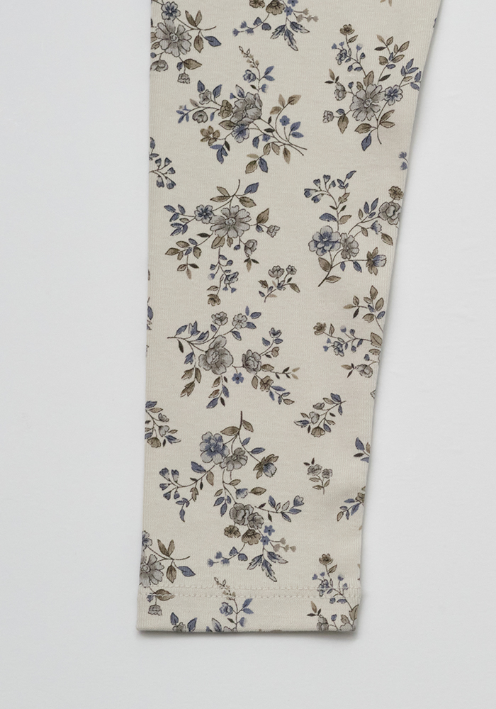 Louisiella Laspe Tee and Legging Set 7 Louisiella Laspe Tee & Legging Set leg