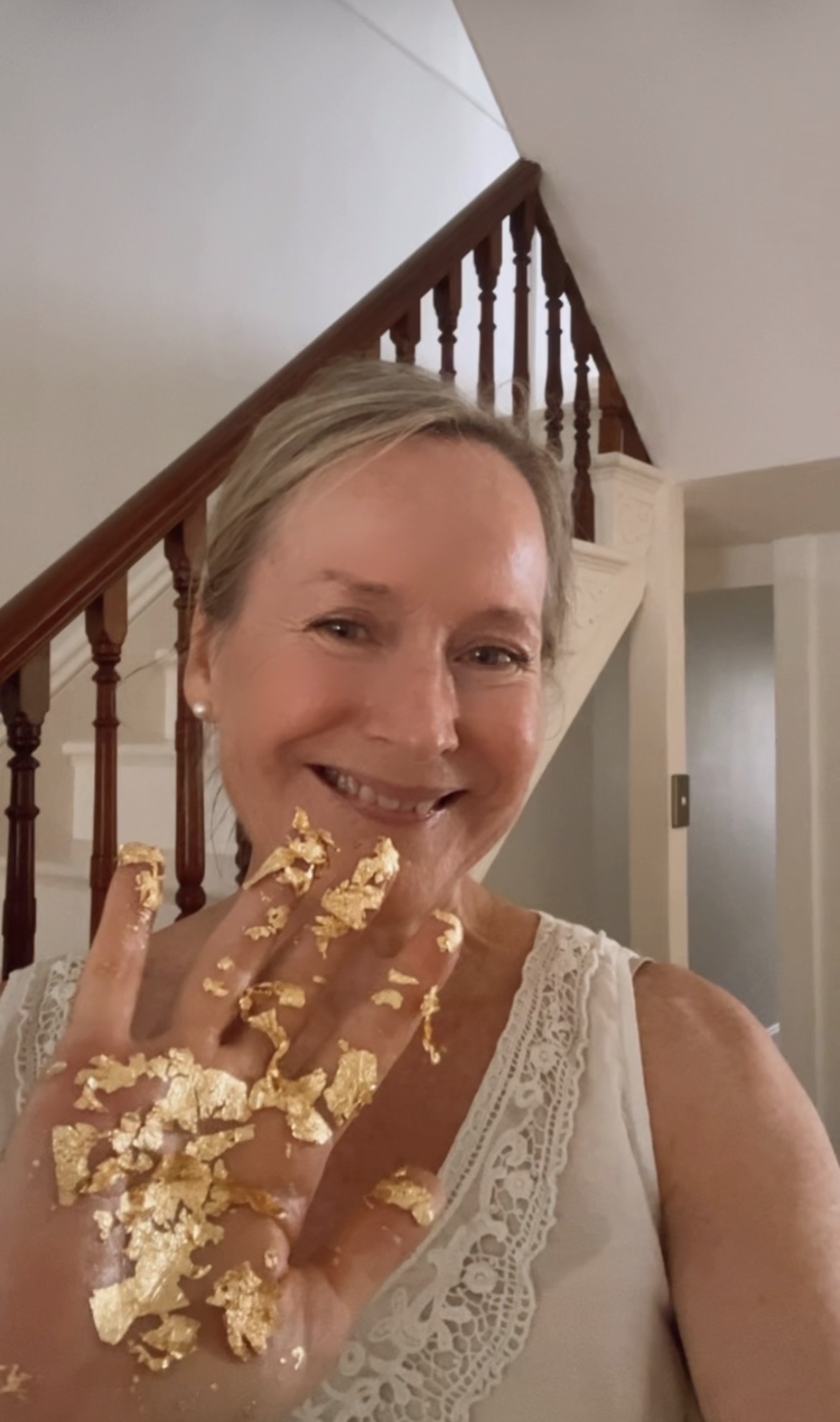 Make Crushed Gold Leaf Easter Eggs