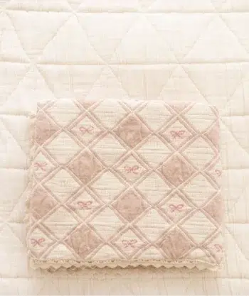 New Grain Blanket Bow Baby's First Bedding