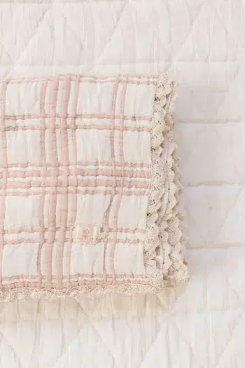 New Grain French Plaid Petal Quilt Lace Trim