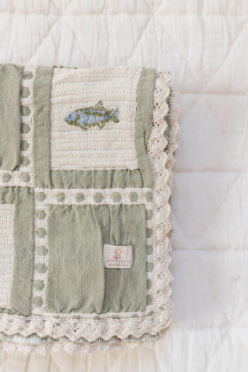 New Grain Patchwork Blanket Fish