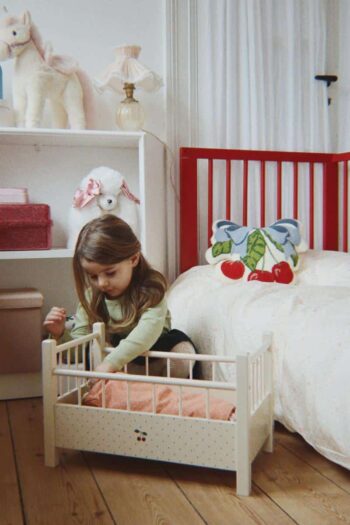 Konges Slojd Doll Bed FSC Big Cherry