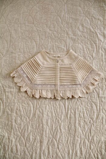 Bonjour Diary Cape Collar (1)