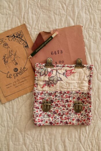 Bonjour Diary Quilted Pouch Floral Meadow 5 Bonjour Diary Quilted Pouch Floral Meadow - Image 3