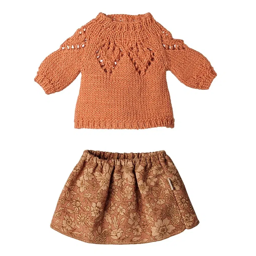 Maileg Skirt & Knitted Sweater Medium Mouse (Preorder Mid Nov) 1 Maileg Skirt & Knitted Sweater Medium Mouse