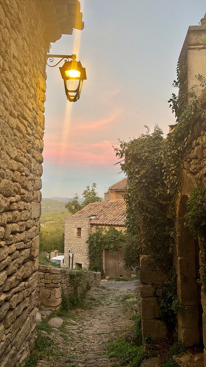 Saignon Provence: a Breath of Fresh Air 2 Saignon, Provence a breath of fresh air - Little French Heart (8)