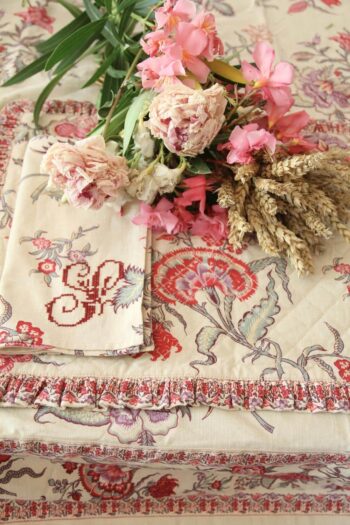 Suranne Diary Embroidered Table Napkin Vence