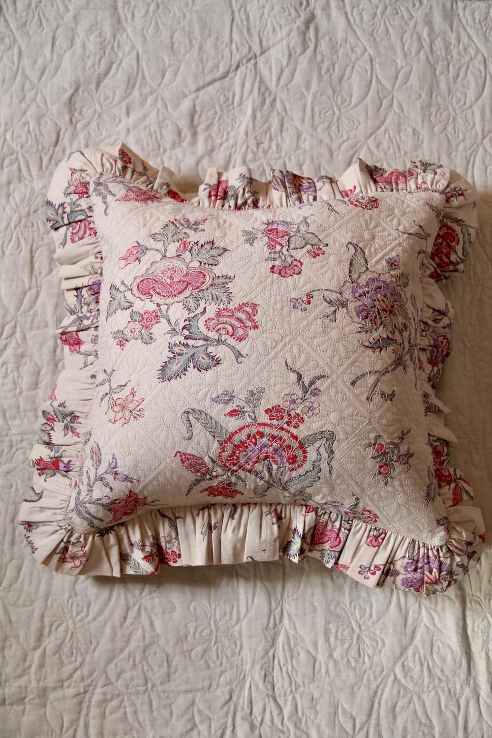 Suranne Diary Quilted Pillowcase Vence 3 Suranne Diary Quilted Pillowcase Vence - Image 3