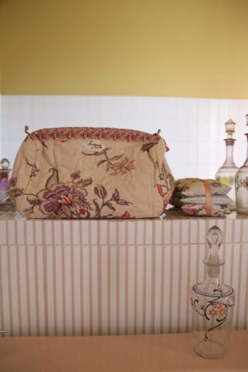 Suranne Diary Toiletry Bag Vence