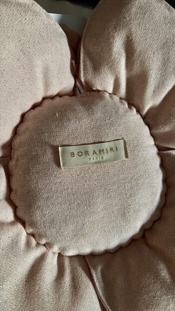 Boramiri back attachment
