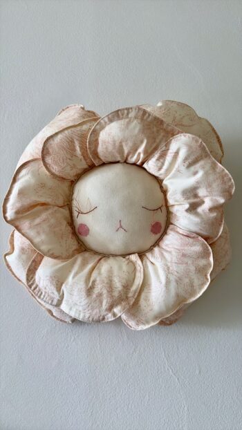 Boramiri Dream Fleur Toile Rose Wall Decor