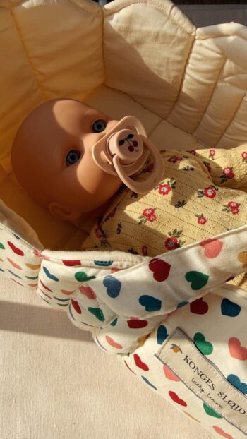Konges Slojd Doll Lift Coeur Coloré