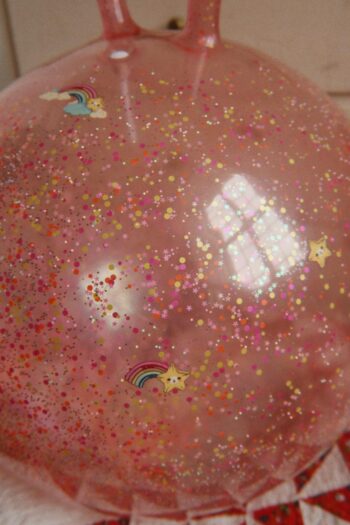 Konges Slojd Glitter Jump Ball Rainbow 7 Konges Slojd Glitter Jump Ball Rainbow